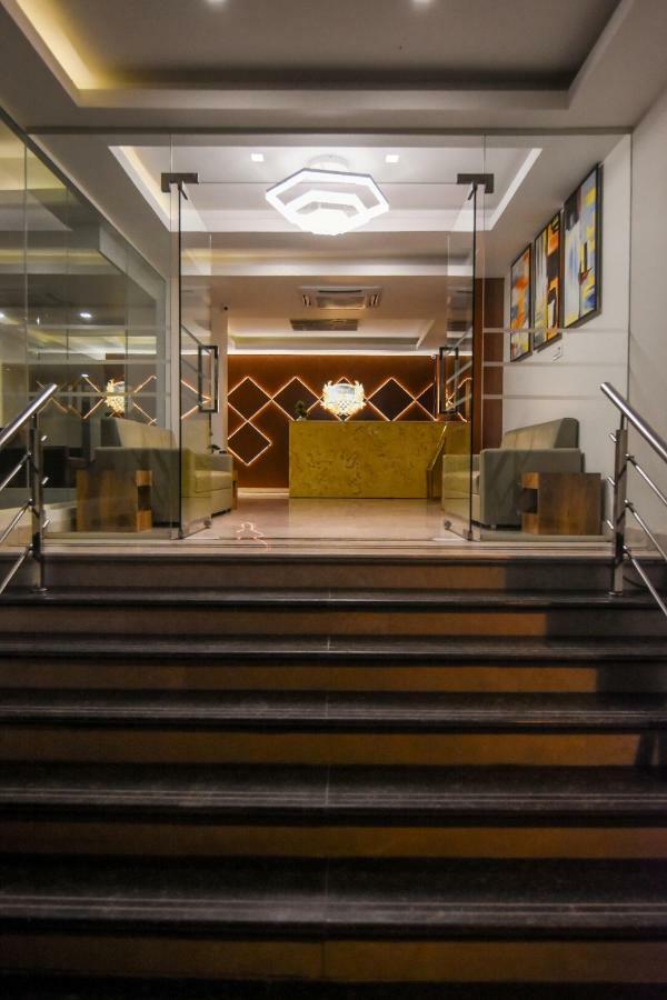 Kensington Suites Bangalore Exterior photo